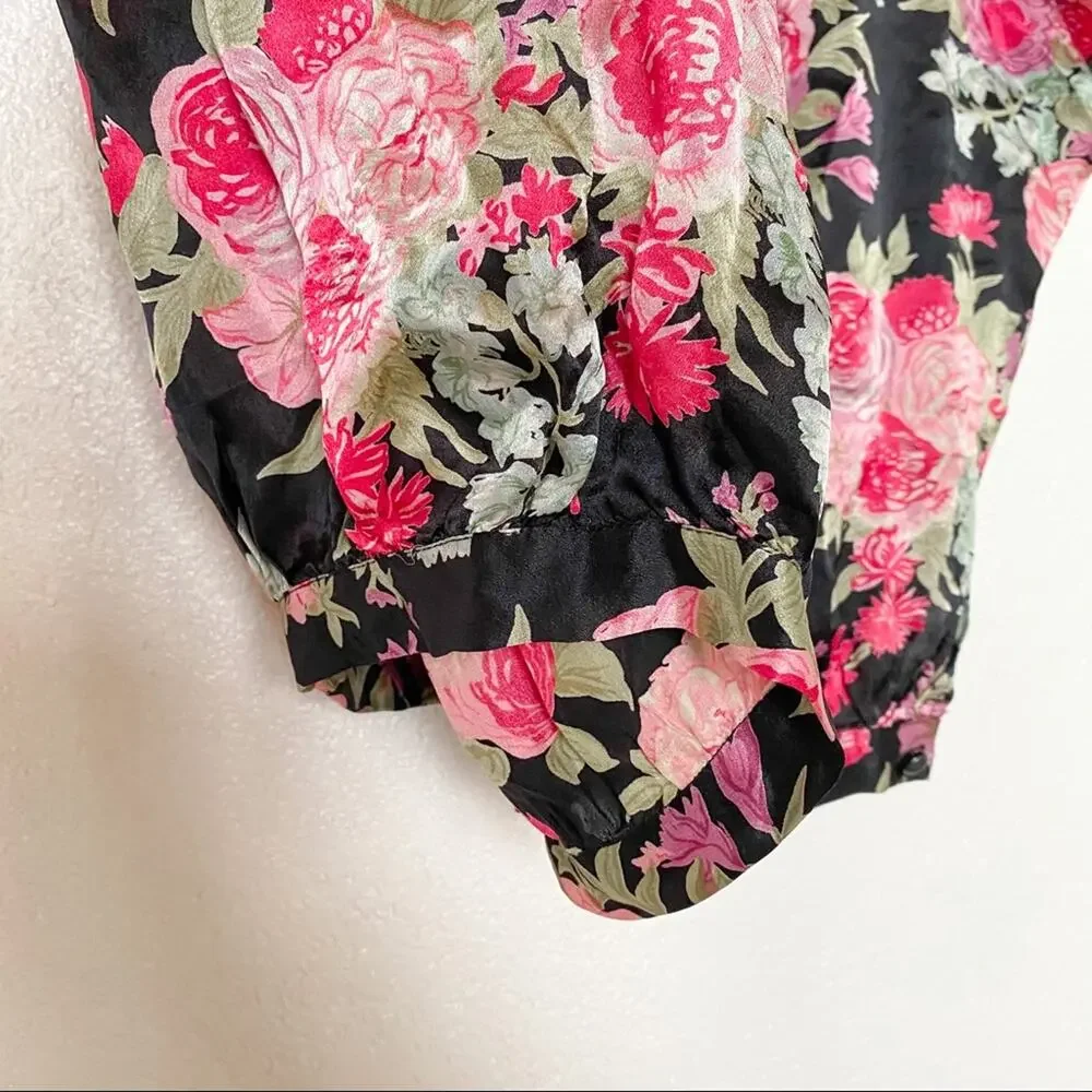 Beyond Vintage 100% Silk Floral V-Neck Top Size XS - Picture 7 of 10